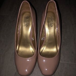 Light Pink Pumps